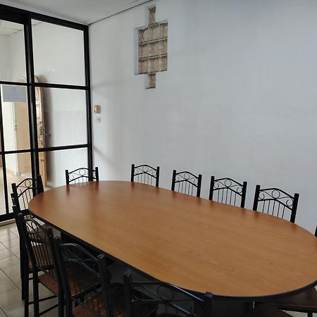 Prairie Villa Homestay Lumut Exteriér fotografie